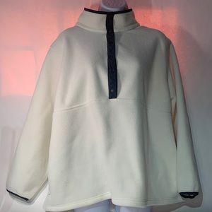 LL BEAN Women's Size 1X (18w) White 6 Snap Button Fleece.